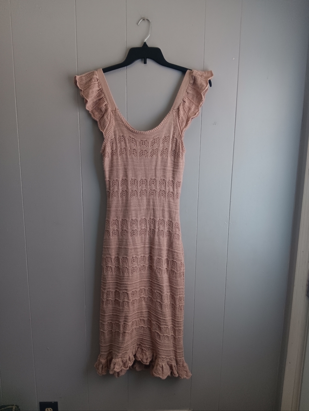 Freshman 1996 Women’s Sleeveless Crochet Midi Dress - Blush Size M